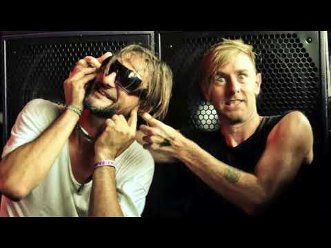 *SESIÓN RICHIE HAWTIN VS RICARDO VILLALOBOS* RICHIE HAWTIN VS RICARDO VILLALOBOS - 07/09/2005