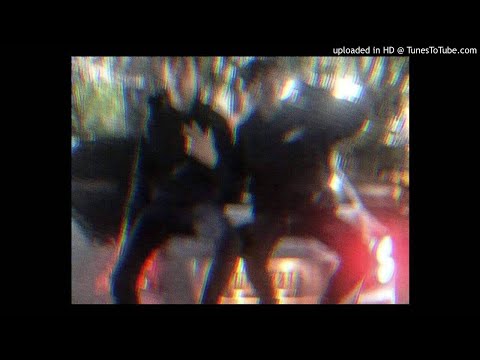 DLooijer - เธอไม่ต้อง Ft.Napa$$