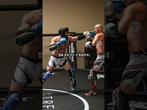 화끈하게 타격전 연습하는 스트릭랜드, 사실 스파링에서도 잽, 필리쉘가드를 쓰긴 합니다