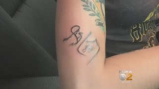 Penguins&#39; Fan Gets Crosby&#39;s Autograph Tattooed On Her Arm