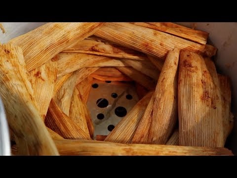 download lagu mp3 mp4 Como Hacer Tamales Rojos De Puerco, download lagu Como Hacer Tamales Rojos De Puerco gratis, unduh video klip Como Hacer Tamales Rojos De Puerco