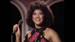 LINDA LEWIS - SLEEPING LIKE A BABY NOW &amp; I'D BE SURPRISINGLY GOOD FOR YOU (From EVITA) (1980)