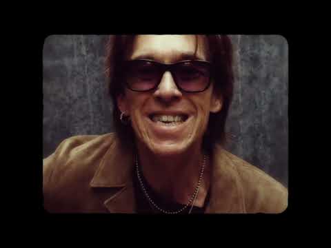 Per Gessle - Vandrar i ett regn (Official Video)