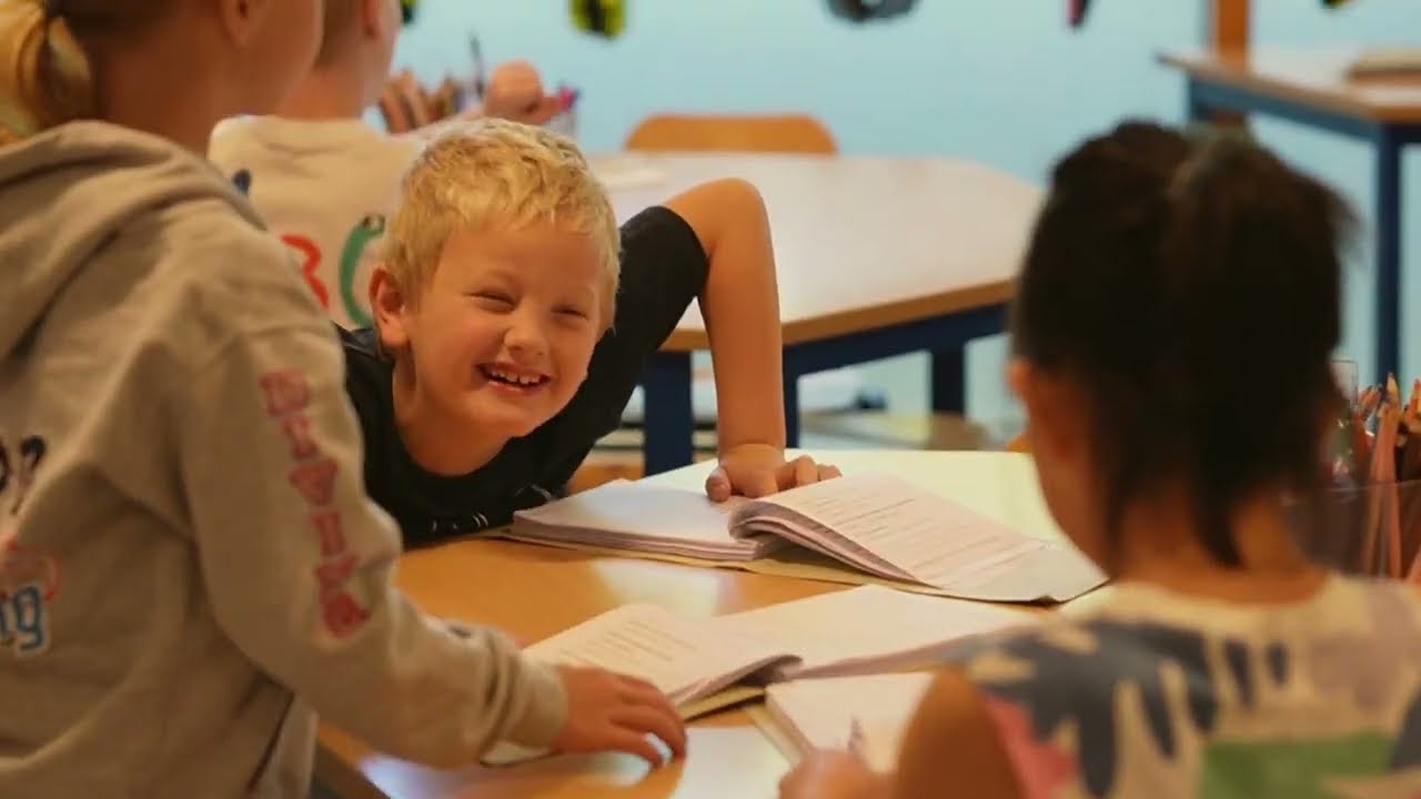Dresden International School — video