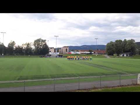 Åssiden IF - IF Birkebeineren 7-0 spillerne kommer på banen 5.  juli 2019