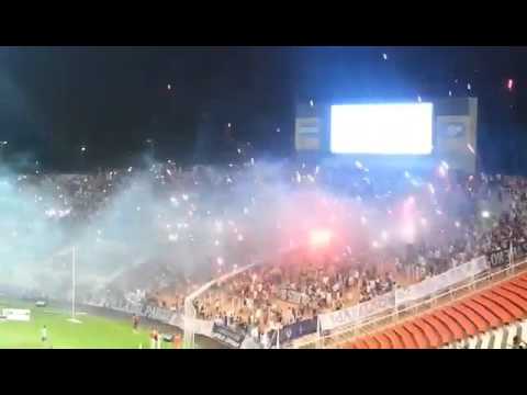 "Recibimiento Independiente Rivadavia Torneo Vendimia 2016" Barra: Los Caudillos del Parque • Club: Independiente Rivadavia • País: Argentina