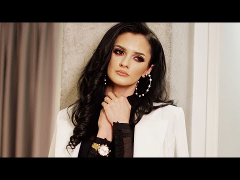 Bianca Sîrbu - Spune daca iti place de ea [Video Oficial]