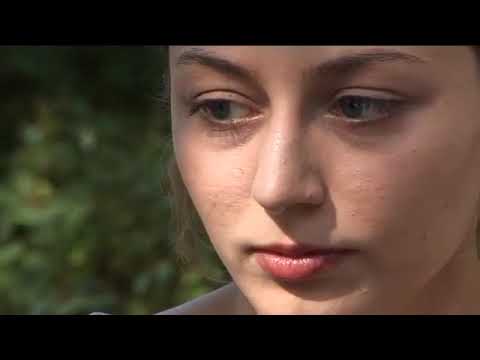 LJUDI -Reportaža,Teodora ĐORĐEVIĆ"Na raskršću školovanja, Kembridž - Niš" autor Milena Vidojković