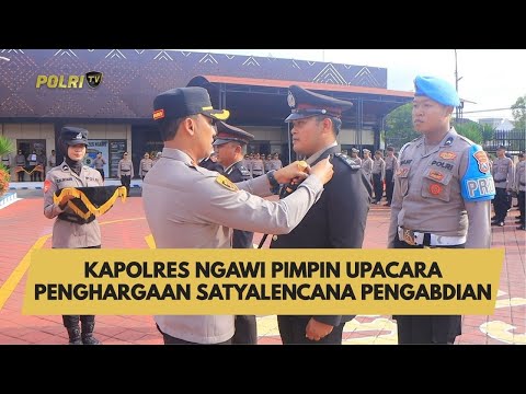 KAPOLRES NGAWI PIMPIN UPACARA PENGHARGAAN SATYALENCANA PENGABDIAN