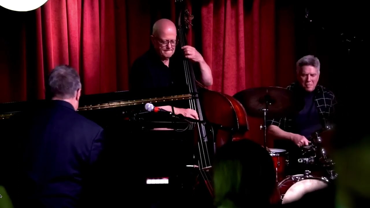 Promotional video thumbnail 1 for The Benny Weinbeck Trio