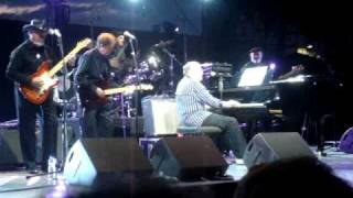 Jerry Lee Lewis ~ Rockin' my Life Away (Live Vienne 2009)