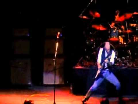 JAF - Vamos Rock and Roll (en vivo Gran Rex 2005)_toAVI.avi