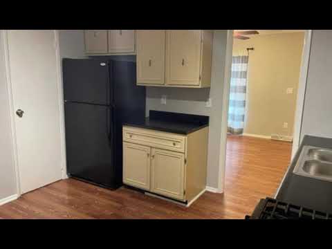 Before and After 1913 Edgemont Way, Anderson, IN 46011