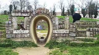 Art urbain en suspens