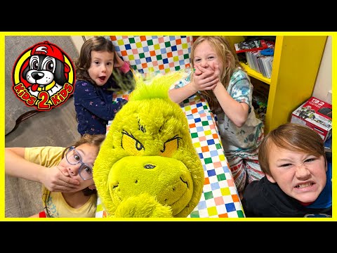 BIGGEST CHRISTMAS TOY GIVEAWAY 🎁 The GRINCH Stole Our Minecraft Chicken Jockey Present