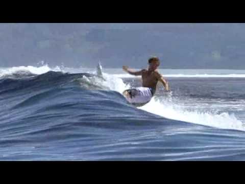Super Sessions in Tahiti with Taylor Knox,  and more   SURFLINE COM~1