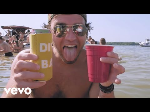 Ryan Robinette - Dive Bar (Official Music Video)