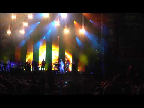 02 - Die Sonne, die scheint feat. D-Flame - Jan Delay LIVE @ Das Fest 2010 High Definition