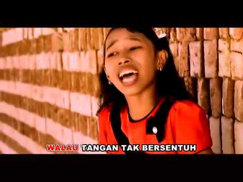 LAGU NATAL   DOA UNTUK MAMA VALLY MANUHUTTU OFFICIAL