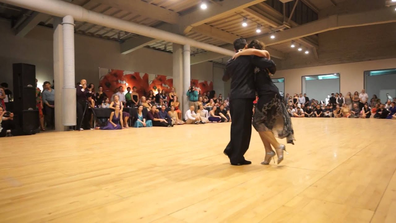 NM-14 FLACON MILONGA 1 Stefania Colina & Juan Martin Carrara 1/4