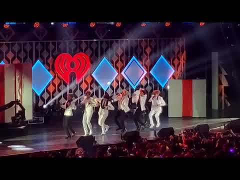 191206 Boy With Luv - BTS and Halsey - KIIS Jingle Ball LA