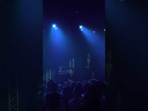 11/11 Tiab Lewsz Sick