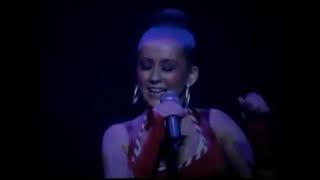 Christina Aguilera - At Last // I Prefer You (Etta James covers) Live at Sunrise, 2003