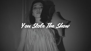 SIENNA SPIRO - You Stole The Show (Lyrics)