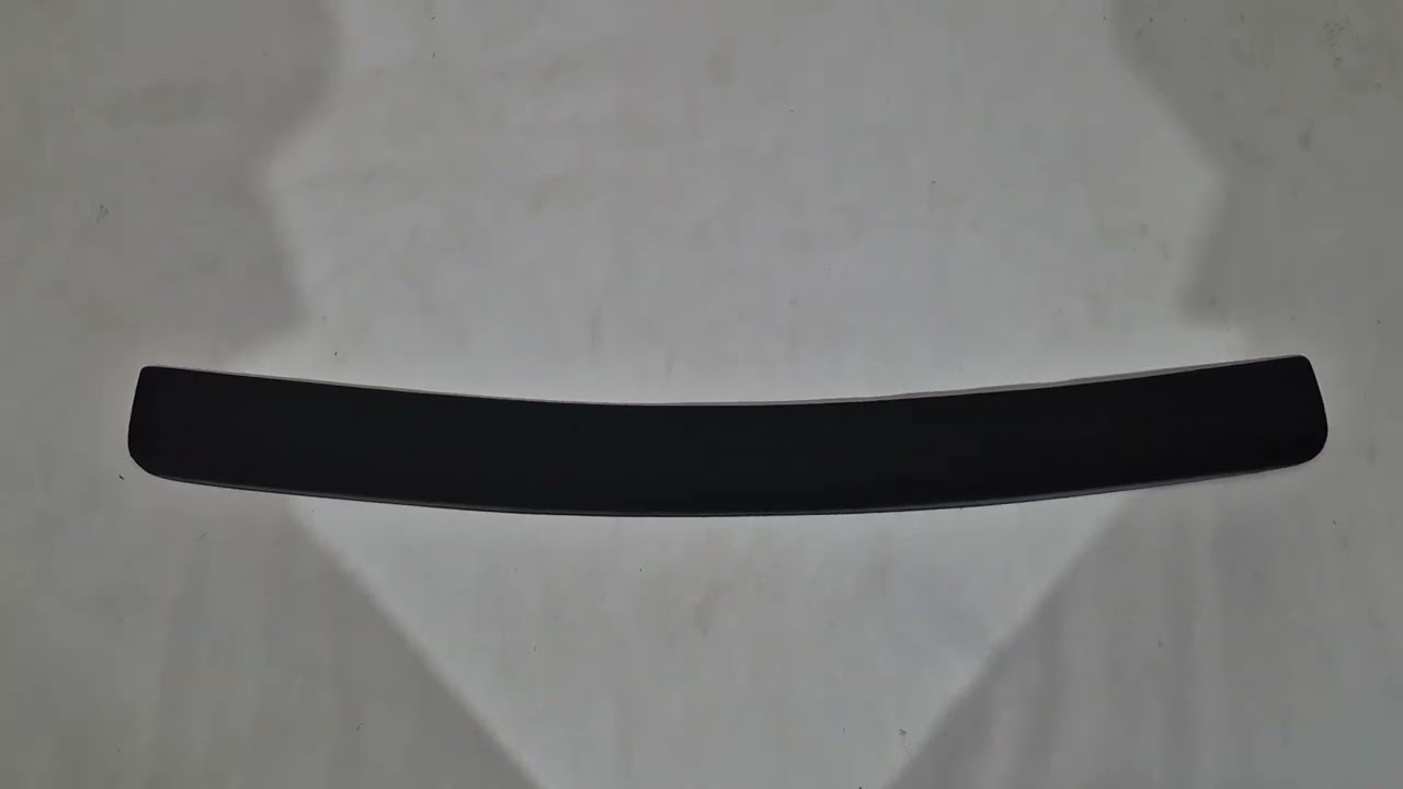 Volkswagen Passat B5 1997-2005 рр. Накладка на задній бампер (SW, ABS, Esa) Video 1