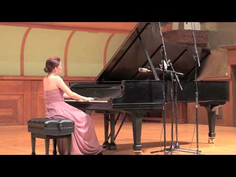 Jana Pavlovska Performs Beethoven Sonata Op. 109, III