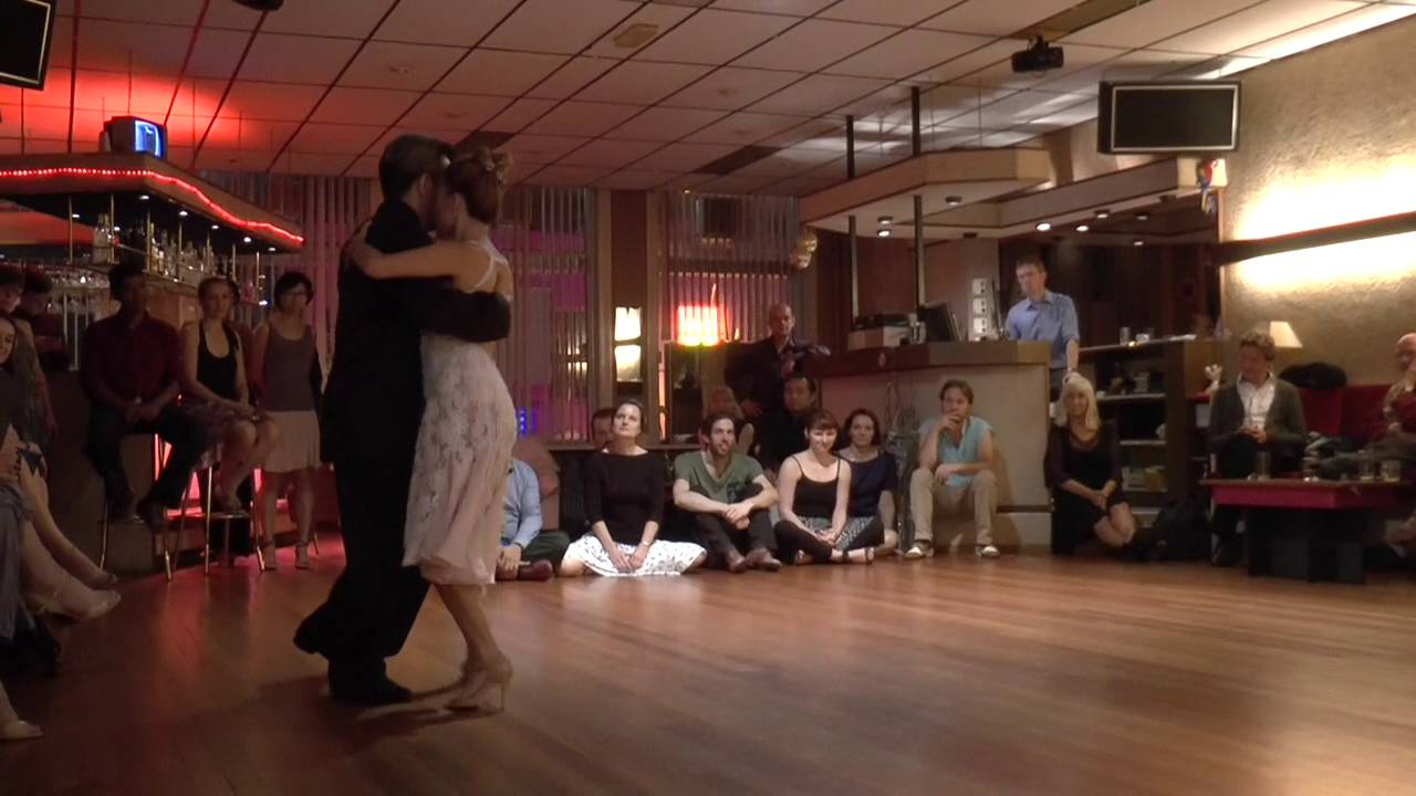 Martin Ojeda Casas & Marina Marques in La Milonga Firulete (2) "Pensalo Bien"J.d'Arienzo