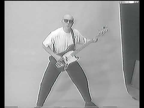 FRANKIE - SISTER (Official Video)