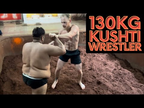 Wrestling a 130kg Kushti Wrestler | Dandekar Dixit Talim Nashik