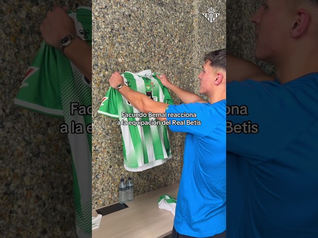 Vídeo relacionado con Toalla de Playa Poliéster Real Betis Balompié, 70 x 140cm