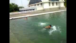 preview picture of video 'sliet fun in swiming pool'