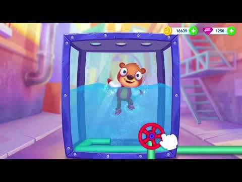 Despicable Bear: Do Bears Know How to Swim? Let’s Find Out in an Aquarium!