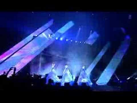 Monrose-Hot Summer/Strictly Physical Medley