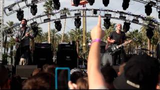 Sunny Day Real Estate - In Circles @ Coachella 2010