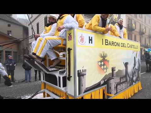 Parata carri da getto - video 5 - Carnevale Ivrea 2015