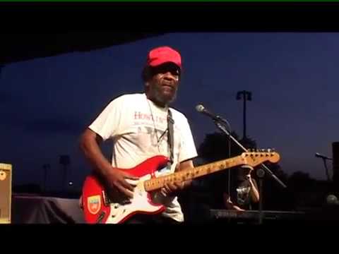 Willie King  -  Terrorized