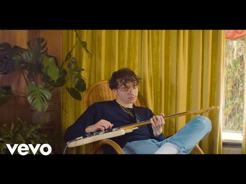 Still In Love - LO-FI LE-VI