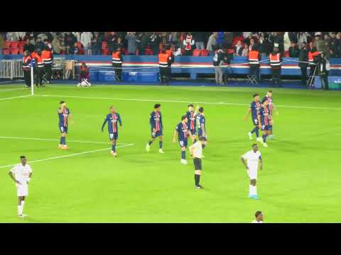 PSG / RC Strasbourg 19.10.2024 : 4-2 (L1 J8) 3/3 : Juste après les buts du PSG