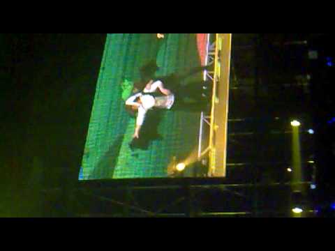 091128 [Fancam] Super Show 2 in Bangkok - Puff The Magic Dragon