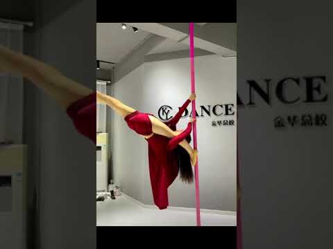 Pole dance 44