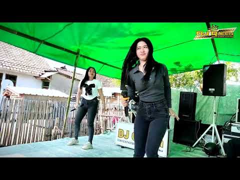 DJ sarangge more cover Ika rafika & Fitri📍