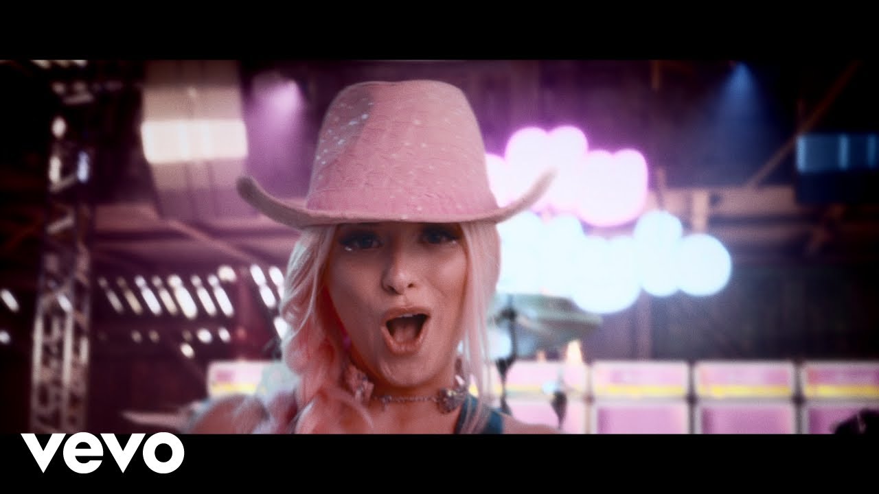 Dolly Style — Boom Boom Box