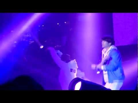 [Fancam］120401 WooHyun solo-INFINITE SECOND INVASION EVOLUTION