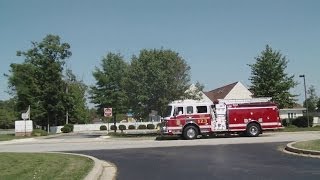preview picture of video 'Waldorf Rescue Engine 123 Responding'