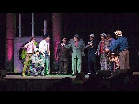 Guys & Dolls / Full Musical (2006) / Paul Chambers as Sky Masterson