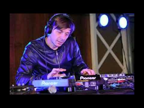 Martin Solveig & Laid Back Luke Ft. Cisco Belrahim - My Sexy Girl.mp4